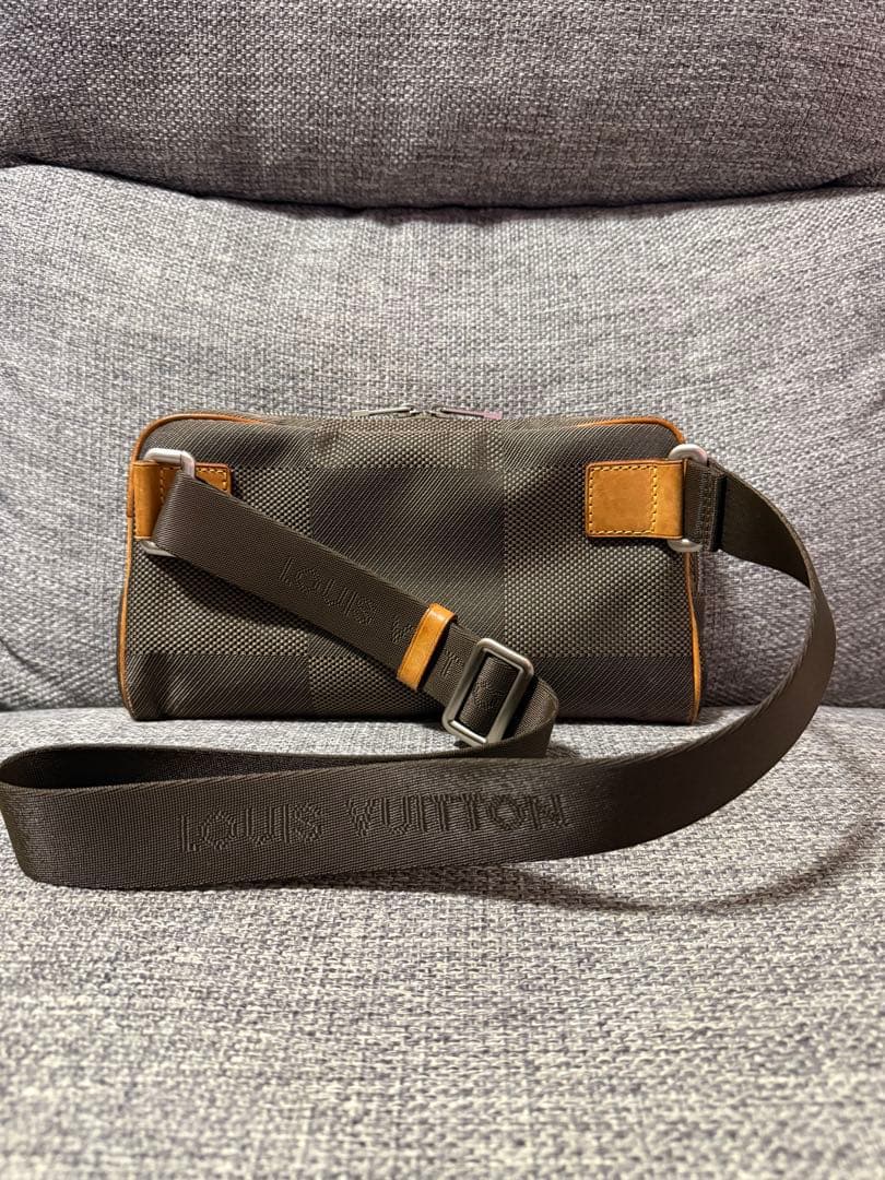 ポ*ポ様 ルイヴィトン ダミエ ジェアン アクロバット