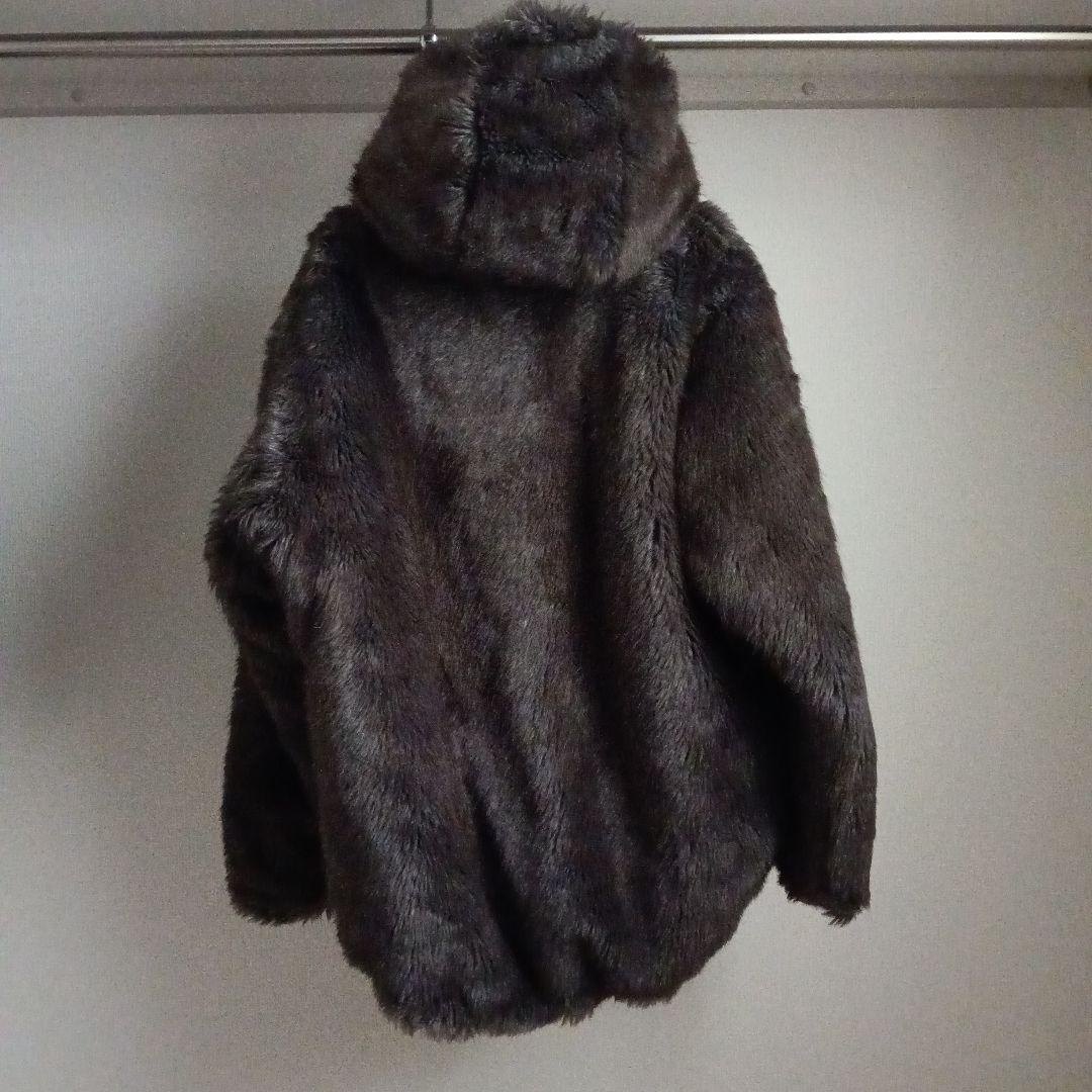 Hombre Nino リバーシブルフェイクファージャケット PRIMALOFT