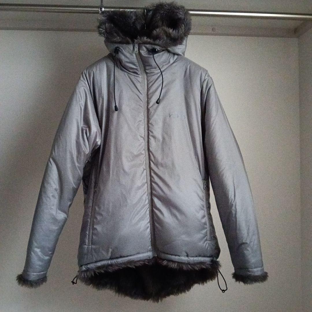 Hombre Nino リバーシブルフェイクファージャケット PRIMALOFT