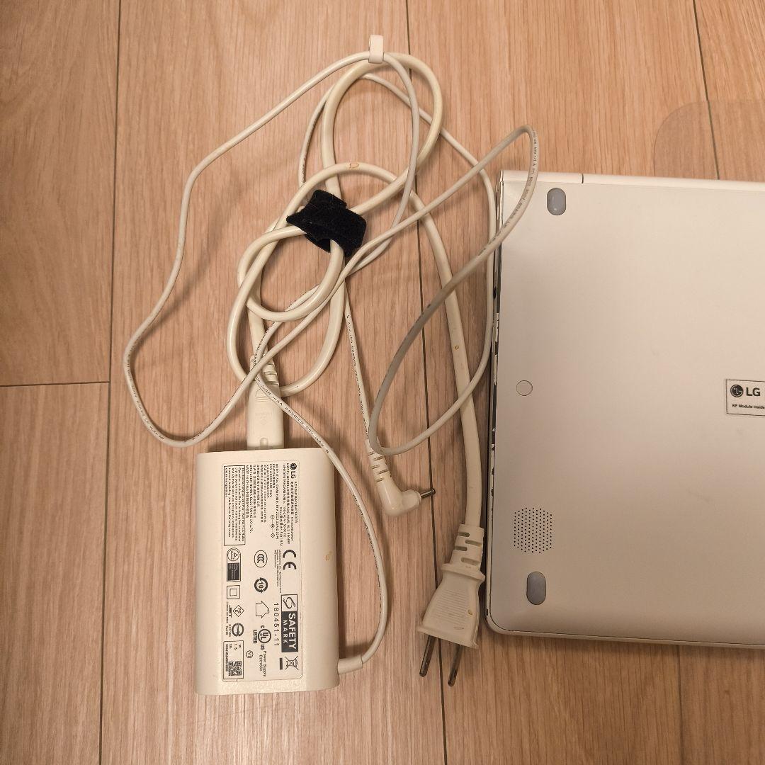 LG Gram ノートPC Intel Core i5