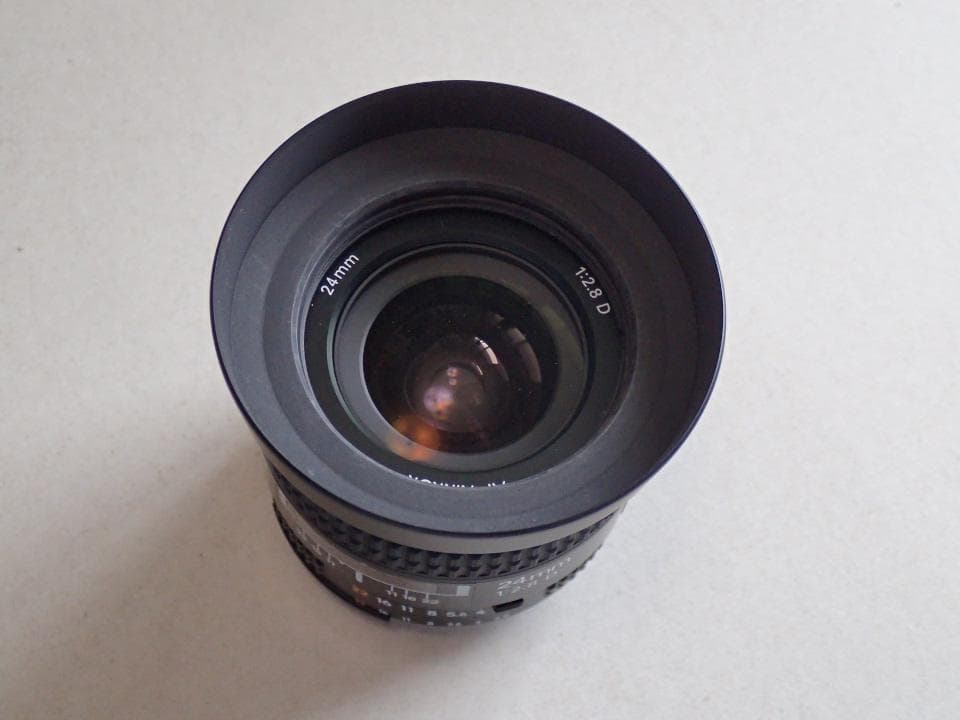 AF Nikkor 24mm F2.8 単焦点レンズ