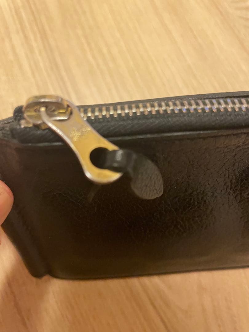 ブラックレザー マネークリップ ジッパー付き