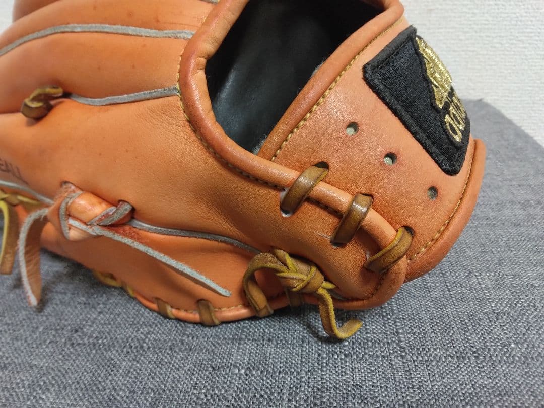 アディダス硬式オールラウンド