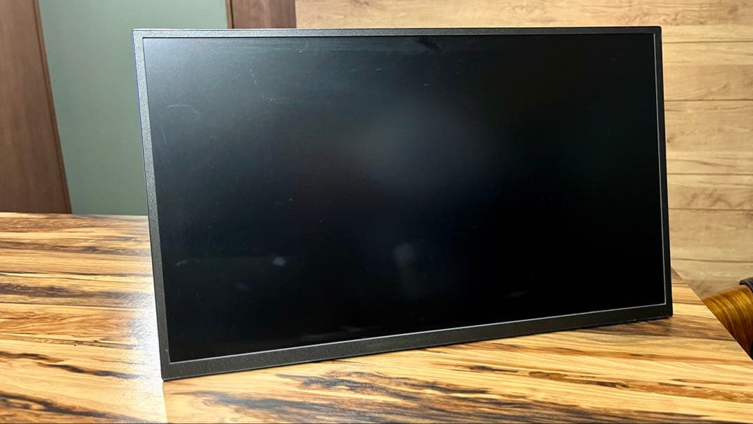 美品　モバイルモニター 18.5インチ 120Hz 自立型スタンド