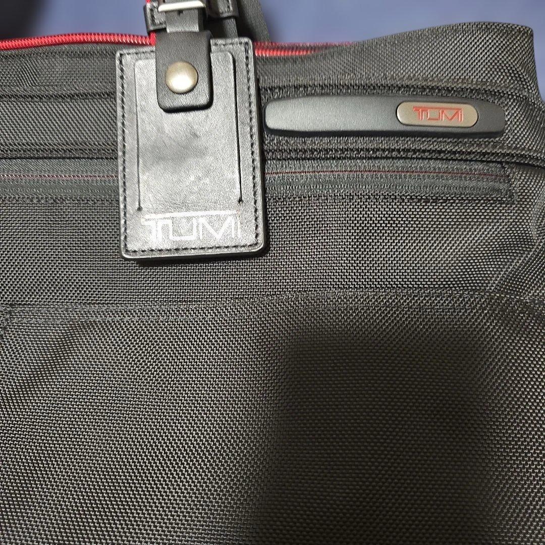 TUMI トゥミ コンパニオントート バッグ223119DR4 ブラック レッド