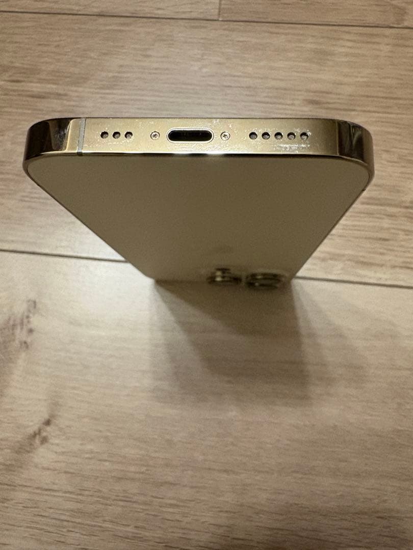 値下げしました【美品】 Apple iPhone 14 Pro ゴールド本体