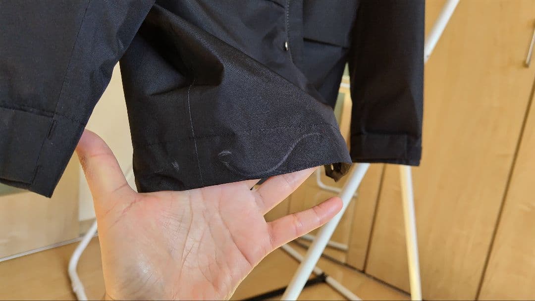 AIGLE　マウンテンパーカー　アウタージャケット　ゴアテックス　黒　メンズМ