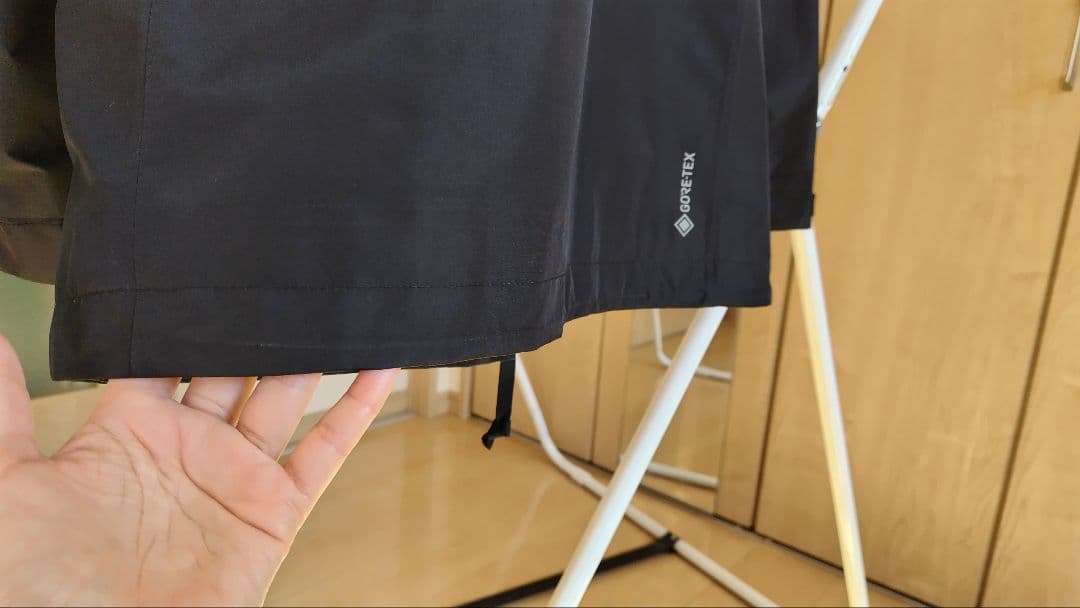 AIGLE　マウンテンパーカー　アウタージャケット　ゴアテックス　黒　メンズМ