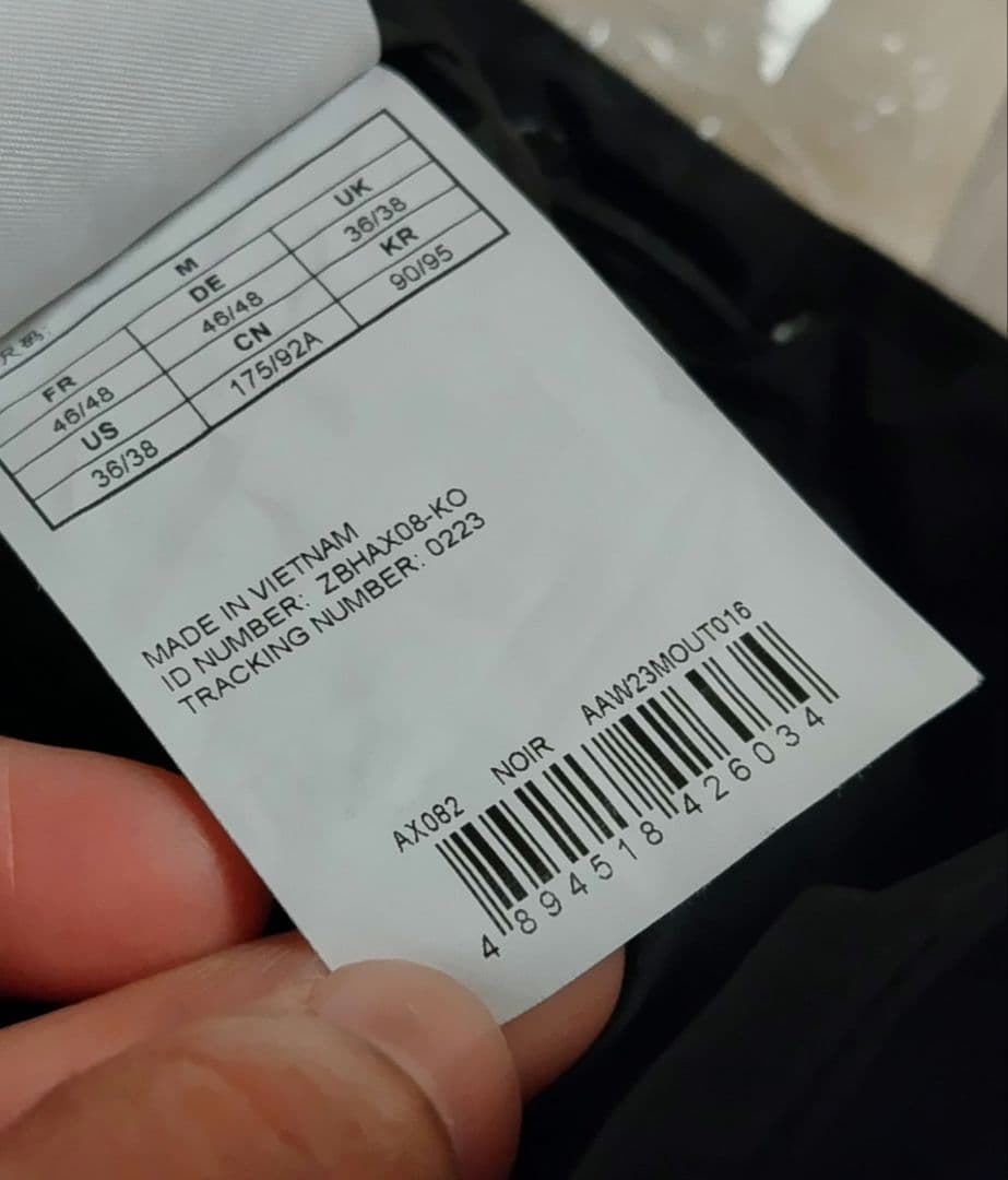 AIGLE　マウンテンパーカー　アウタージャケット　ゴアテックス　黒　メンズМ