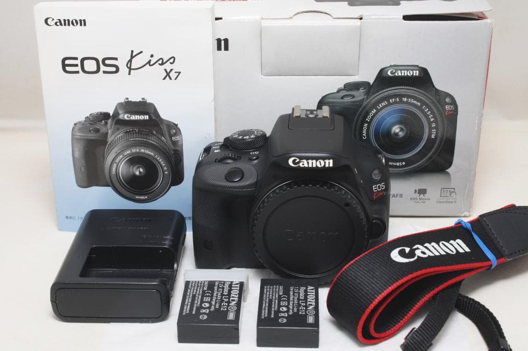 ★バッテリー2つ★ キヤノン EOS Kiss X7 ボディ