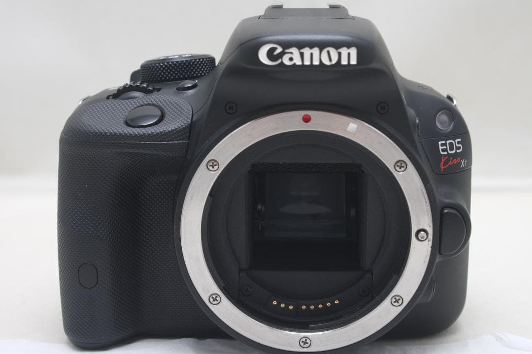 ★バッテリー2つ★ キヤノン EOS Kiss X7 ボディ