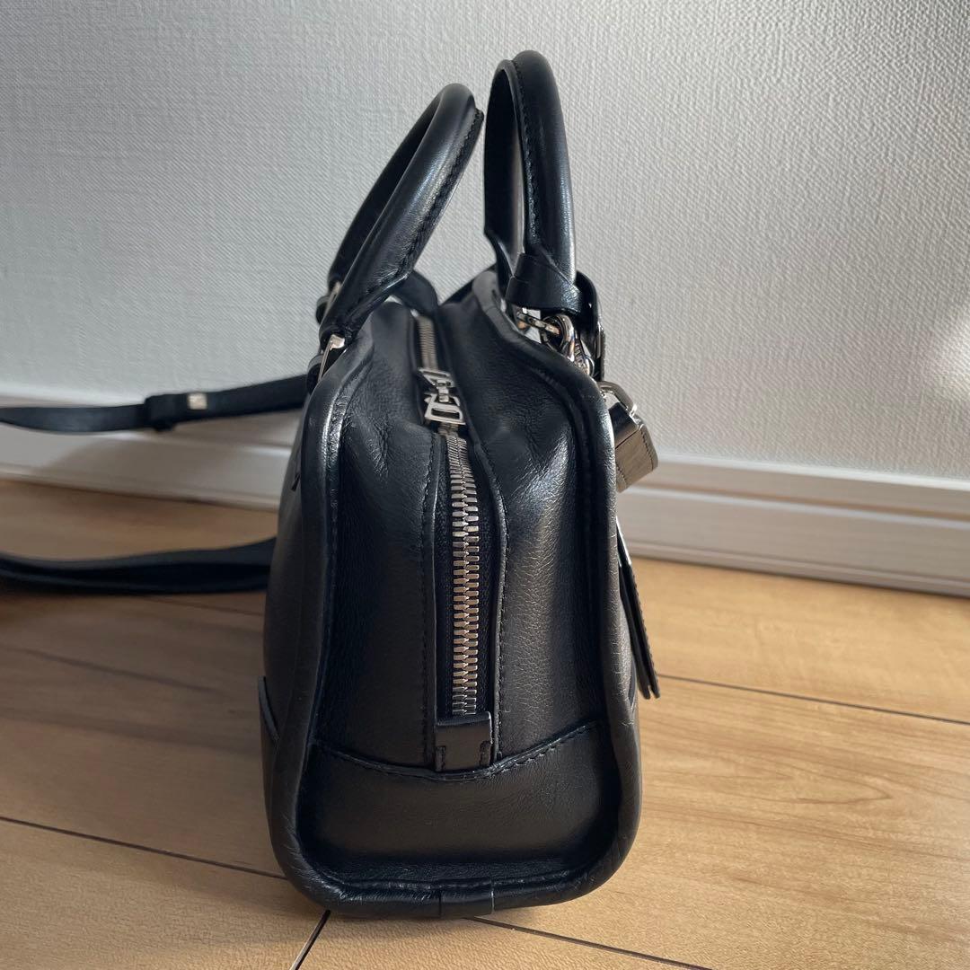 ロエベ　アマソナ23 ハンドバッグ　ミニボストン　ブラック　アナグラム