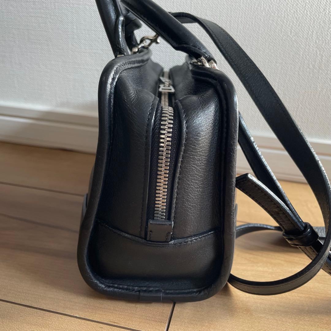 ロエベ　アマソナ23 ハンドバッグ　ミニボストン　ブラック　アナグラム