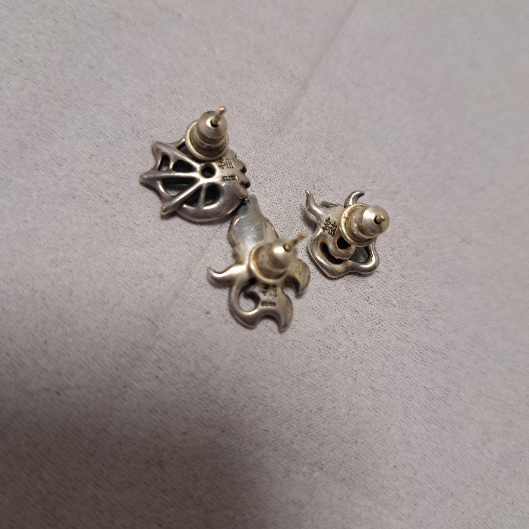 ブラッディマリー ピアス