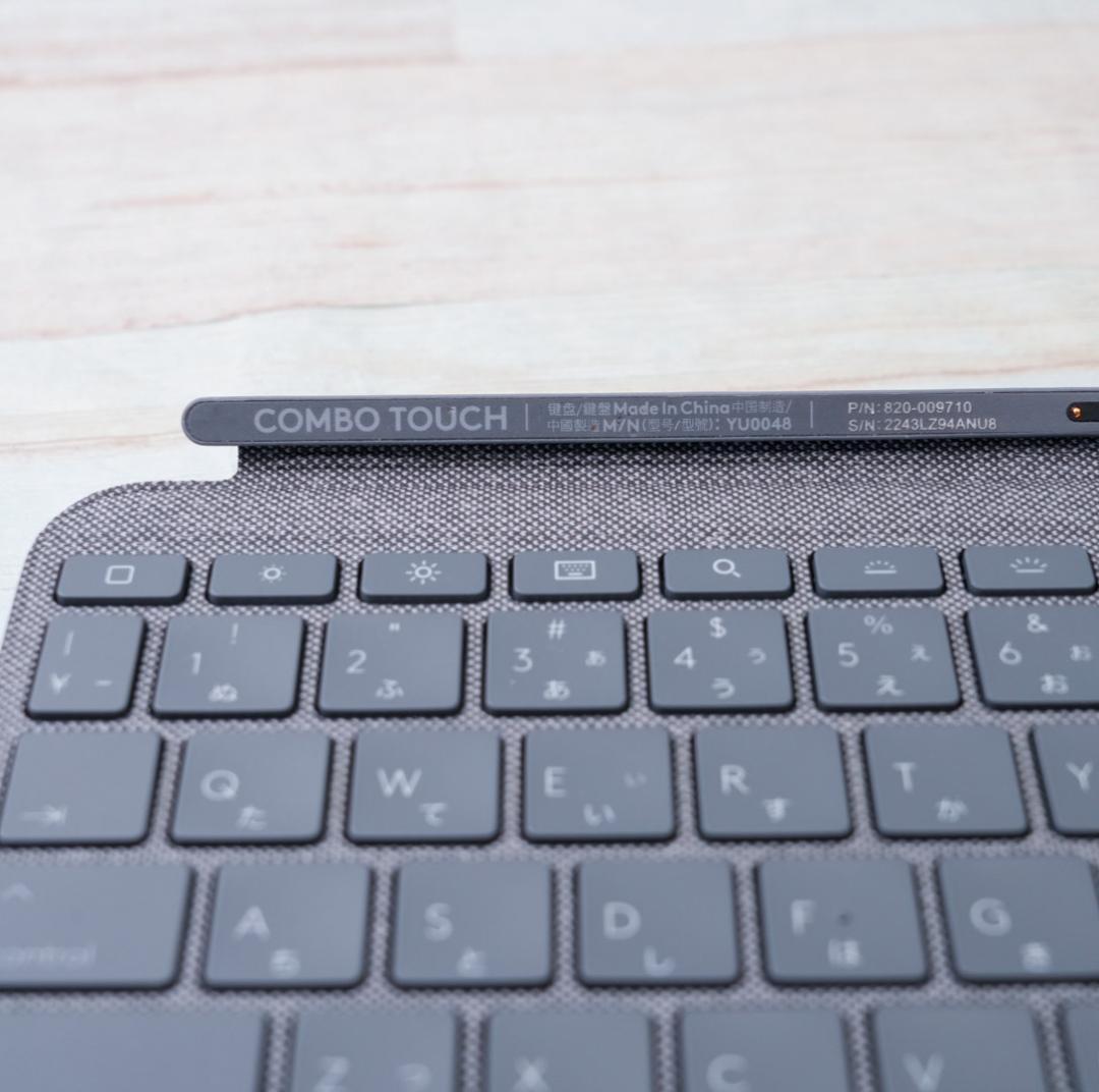 iPad Pro 11インチ Combo Touch iK1176GRAr 美品