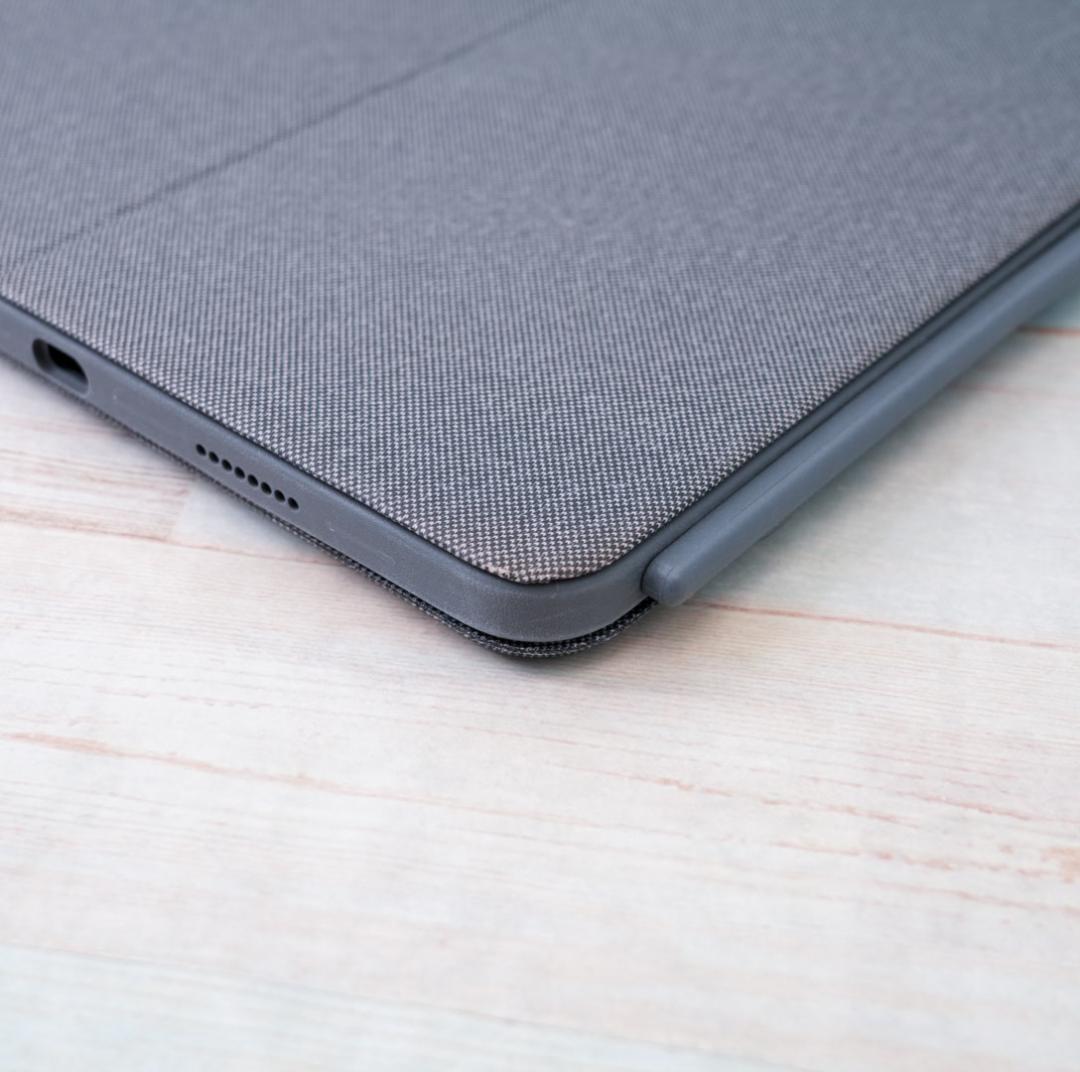 iPad Pro 11インチ Combo Touch iK1176GRAr 美品