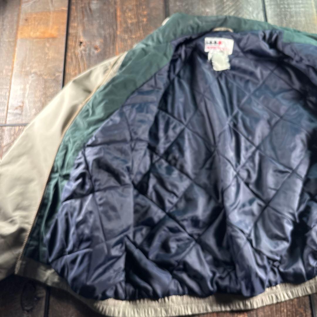 古着　中綿入り　ドリズラージャケット　短丈ブルゾン　切り替え襟ライトベージュL.