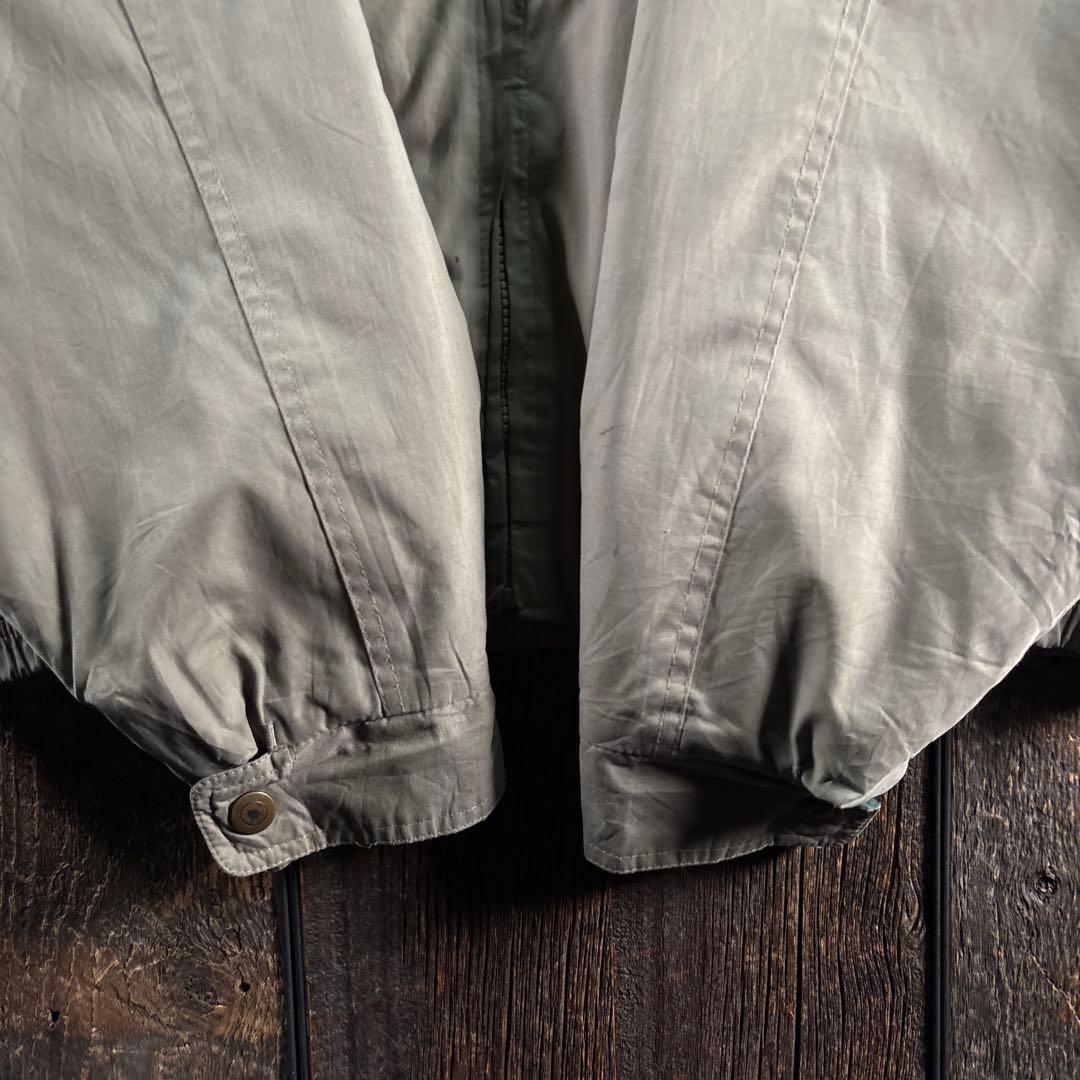 古着　中綿入り　ドリズラージャケット　短丈ブルゾン　切り替え襟ライトベージュL.