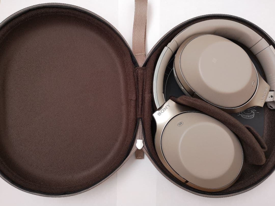 SONY ワイヤレスノイズキャンセリングヘッドホン MDR-1000X