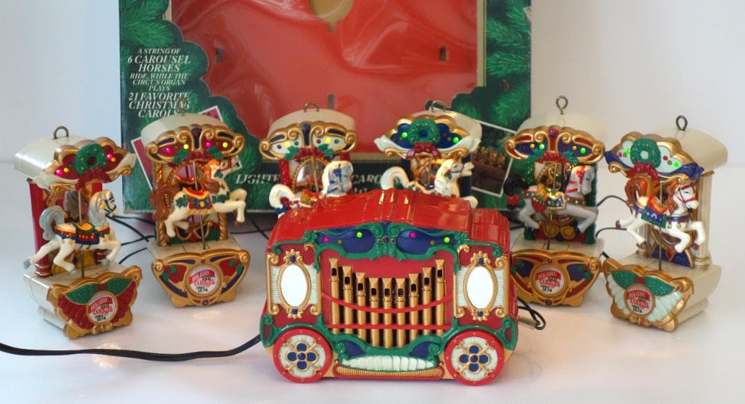 ミスタークリスマス　Mr. Christmas　ホリデーカルーセル