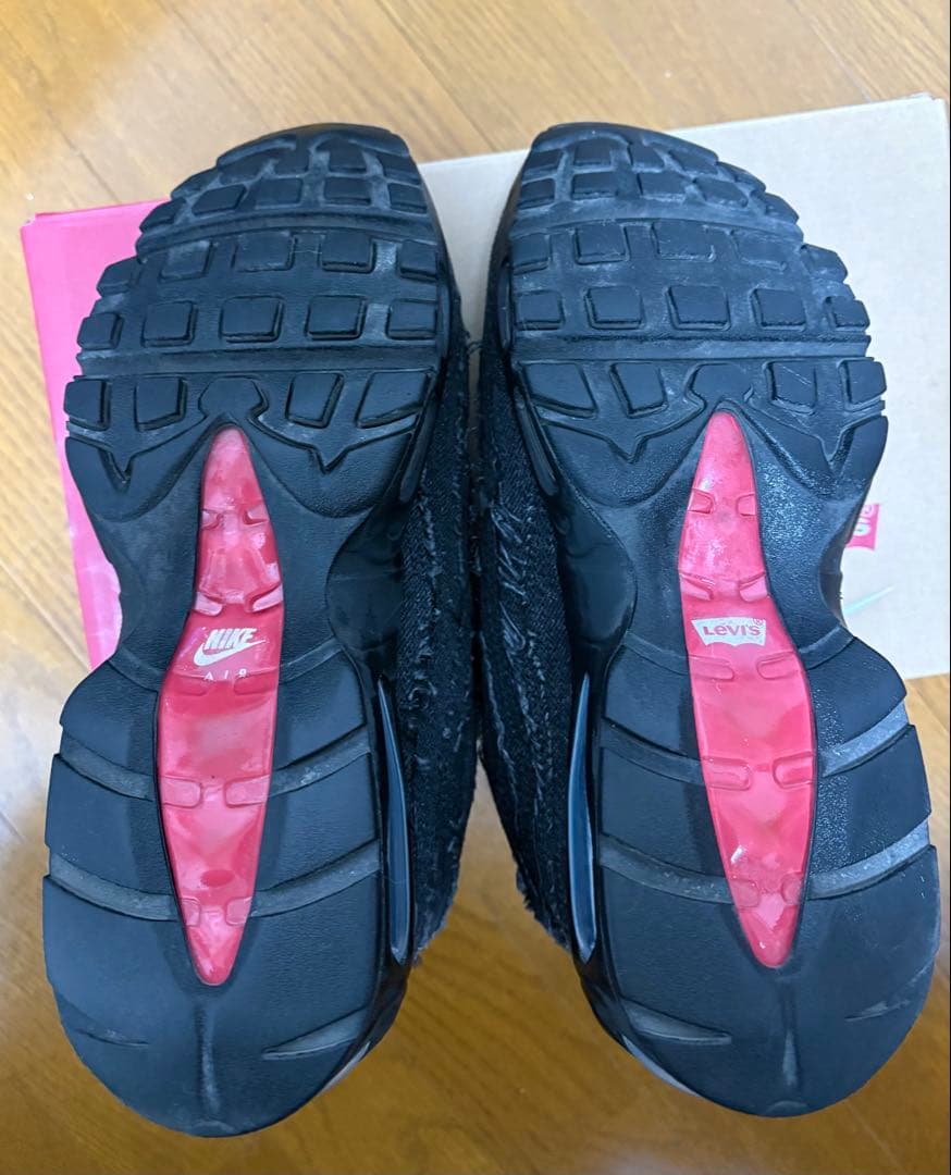 Levi's x Nike Air Max 95 ブラック
