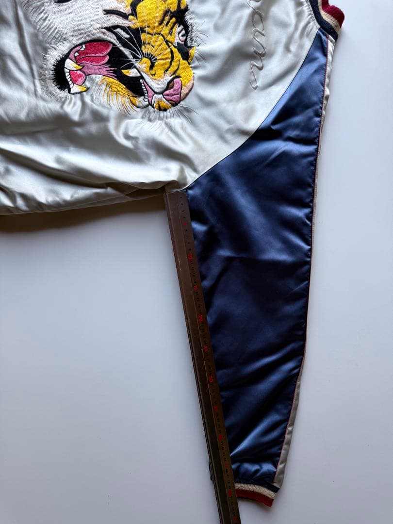 ヴィンテージ・ビンテージ品★テーラー東洋スカジャン 虎 花 鶴 龍刺繍