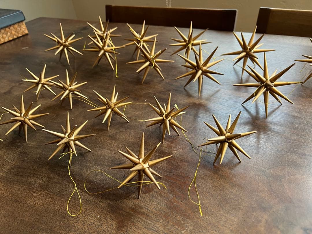 ベツレヘムの星 ゴールド星型クリスマス装飾 オーナメント18個セット