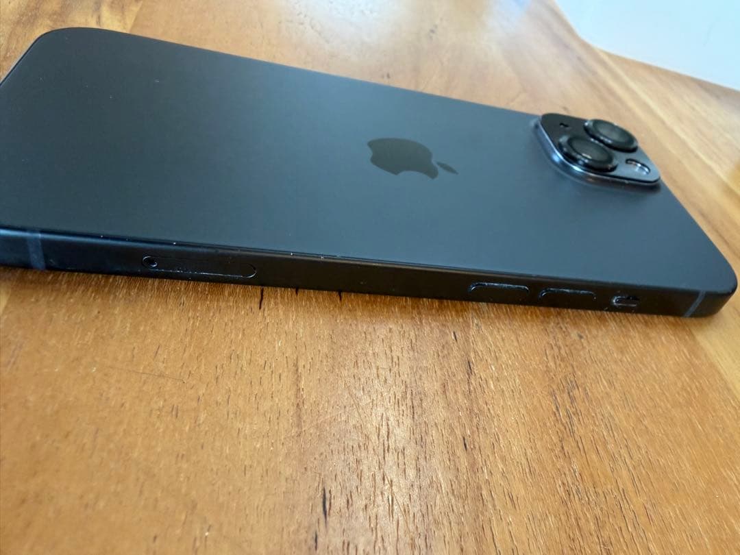 Apple iPhone 15 ブラック 本体 128GB SIMフリー