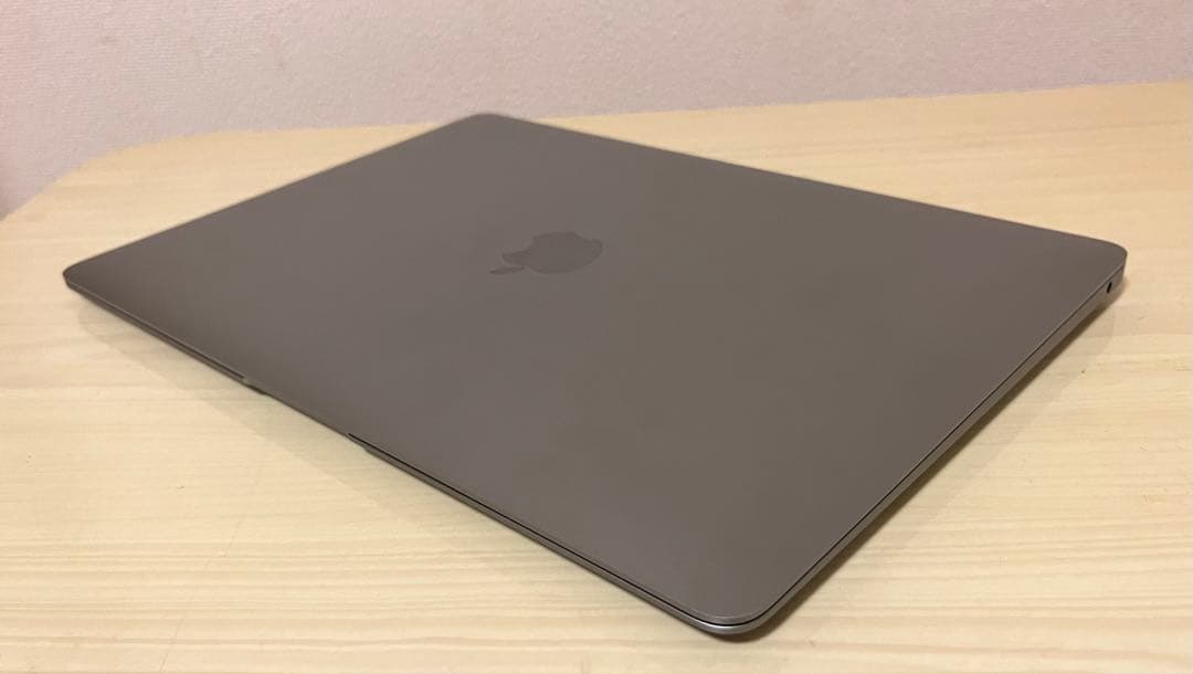 MacBook Air M1 16GB 512GB 充放電回数18回