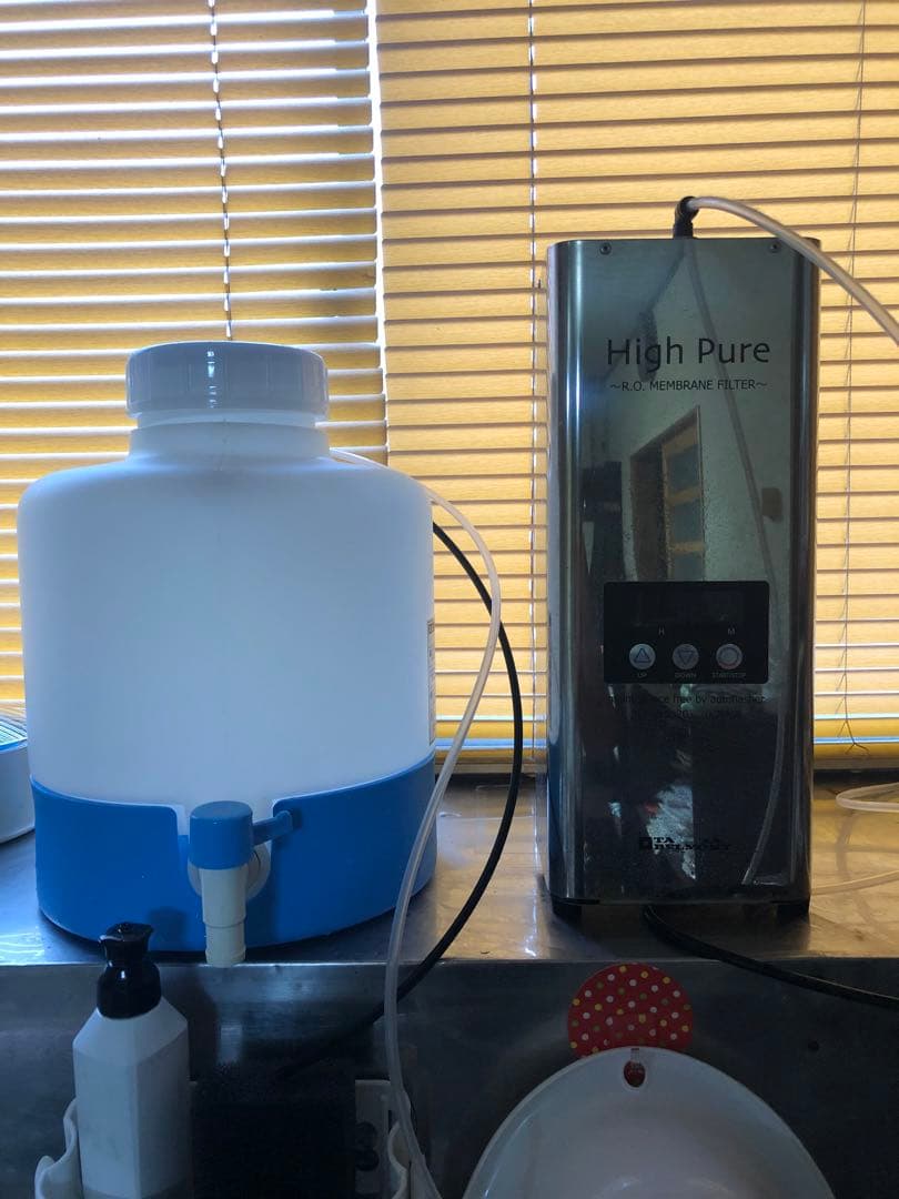 純水器、エステ、純水機、動作確認済み