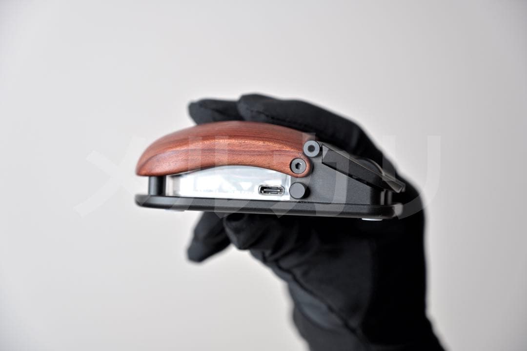 マウス・トラックボール EXOvault mouse