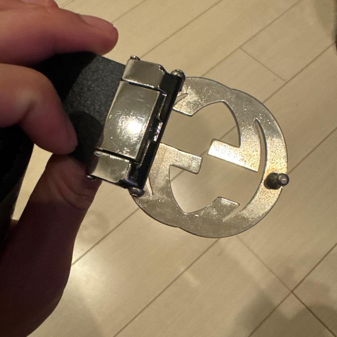 Gucci ブラックレザーベルト ダブルGロゴ