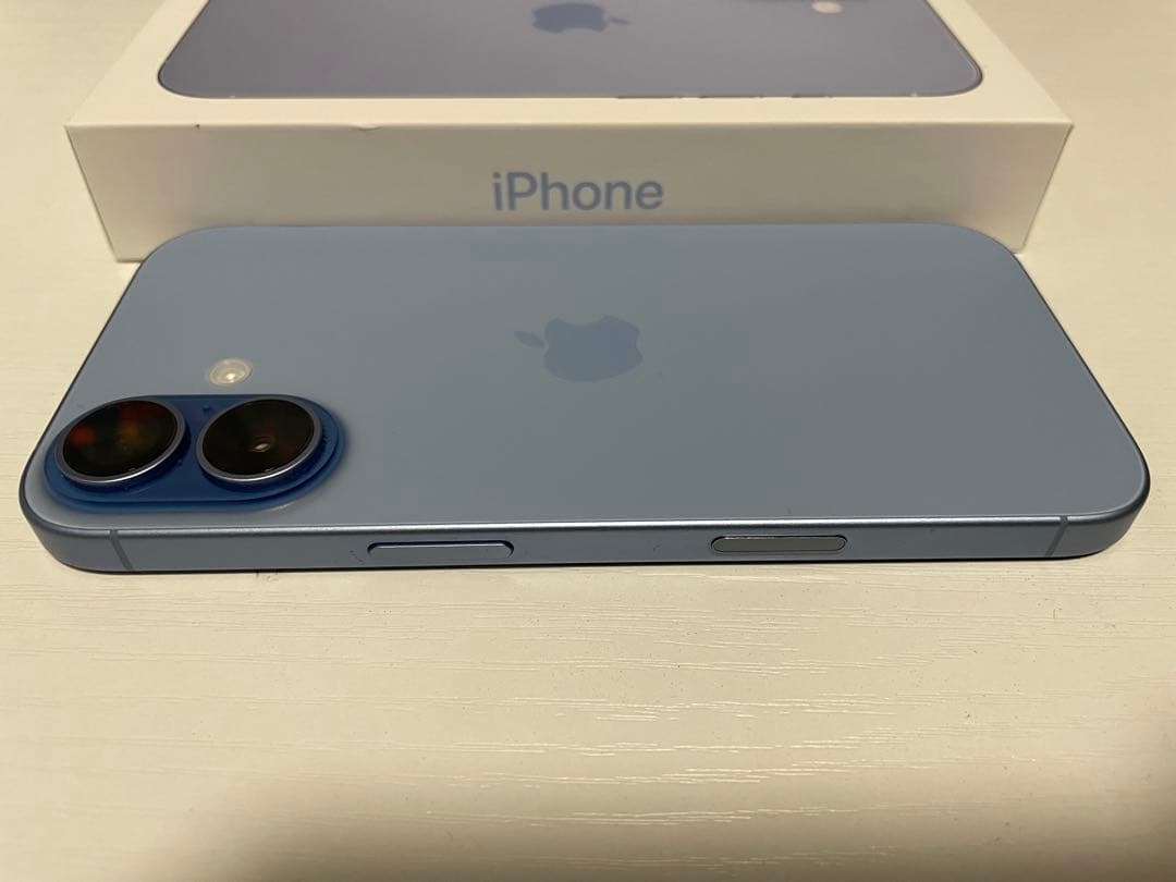 iPhone17ミストブルー　simフリー　256GB