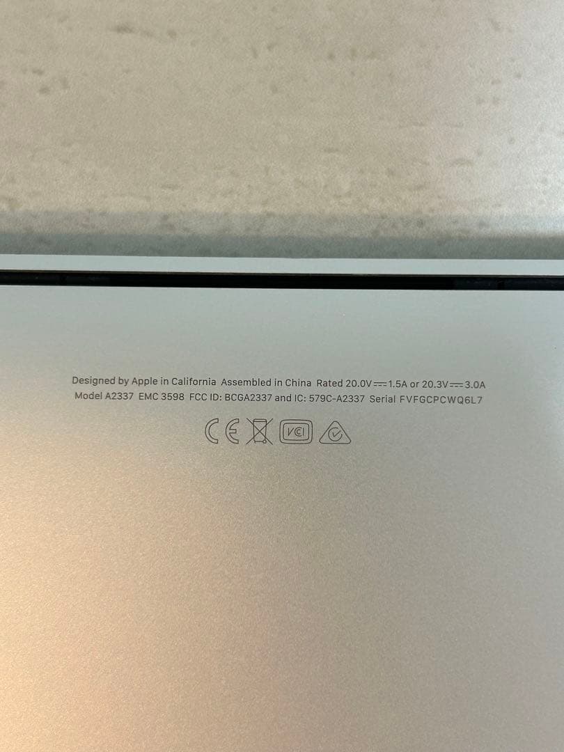 初期化済　M1 MacBook Air 256GB 8GB ジャンク品 マウス付