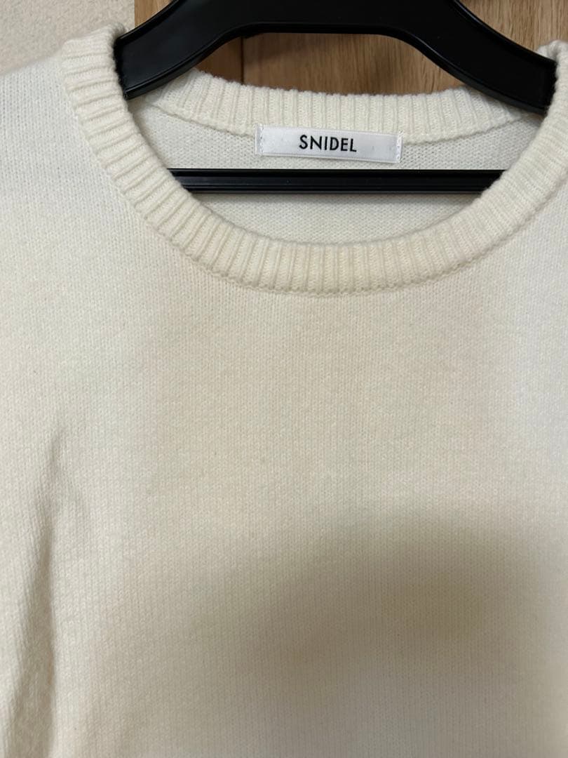 SNIDEL リボンワンポイントロゴシャツ➕ニット