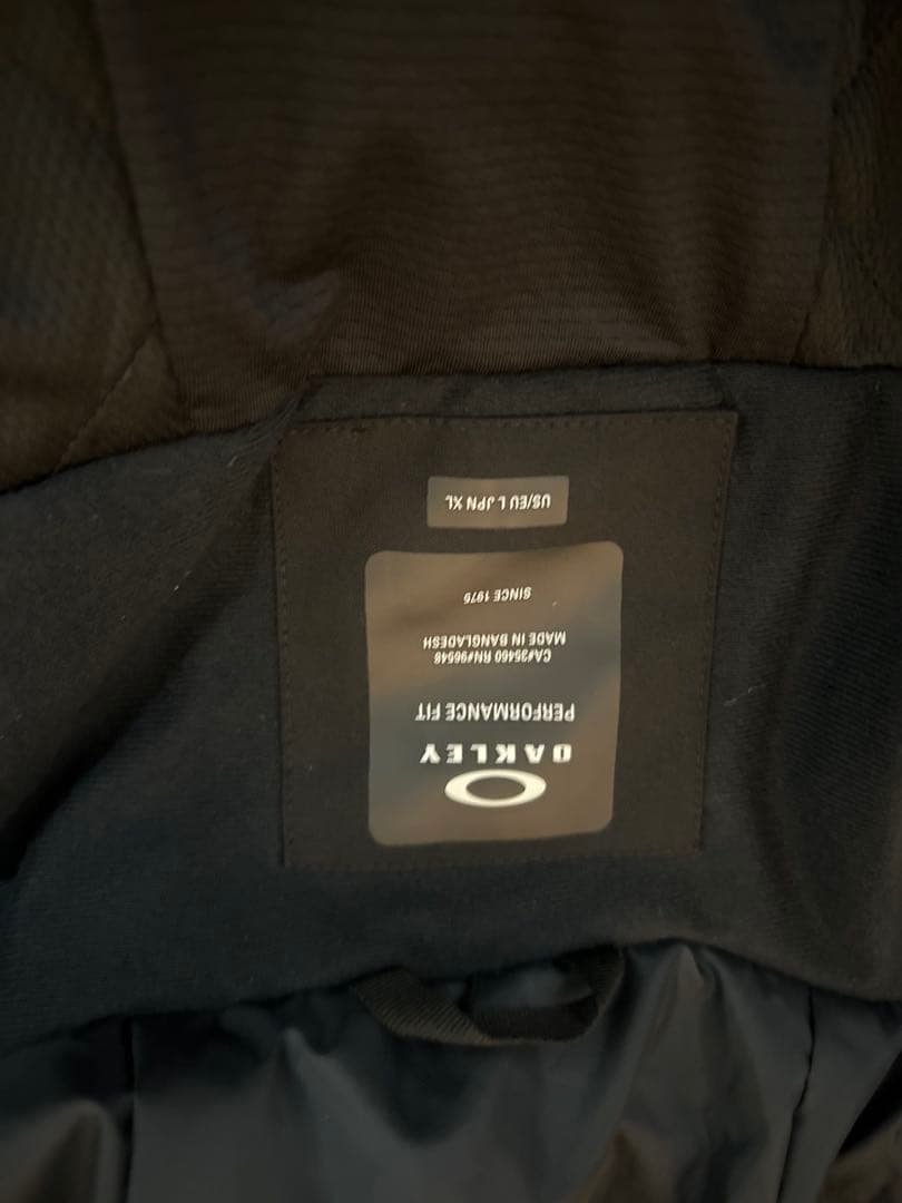 Oakley スノーボードジャケット ホワイト/ブラック上下セット