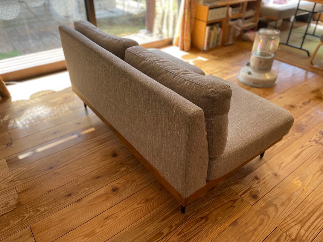 h*i様 ジャーナルスタンダード　2人がけソファー　（直接引き取り限定）