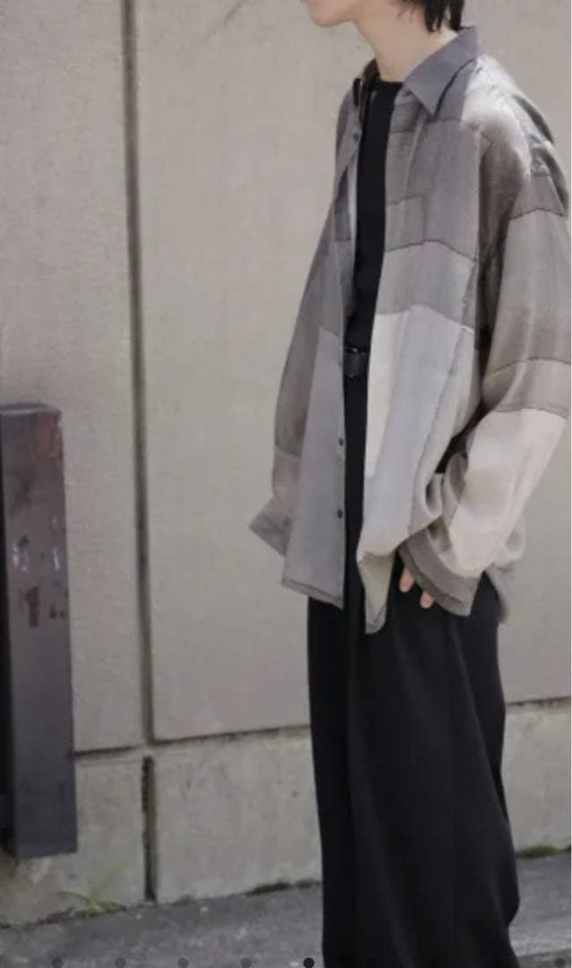 トップス YOKE PRINTED REGULAR COLLAR SHIRT