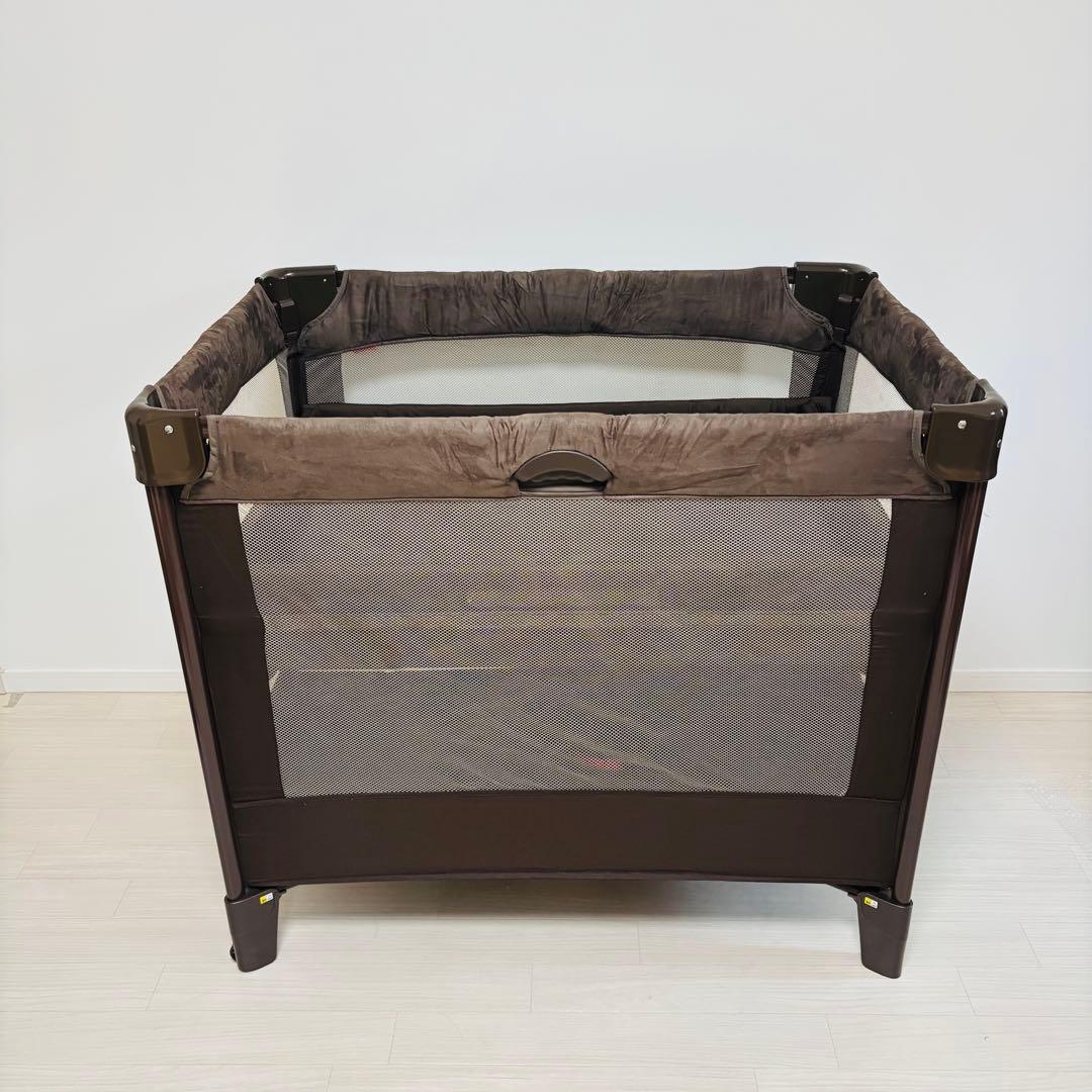 美品 アップリカ Aprica ココネル エアー プラス ベビーベッド ブラウン