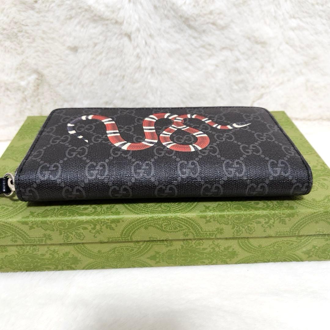 ✨新品同様　付属品完備✨グッチ　長財布　ラウンドファスナー　スネーク　PVC