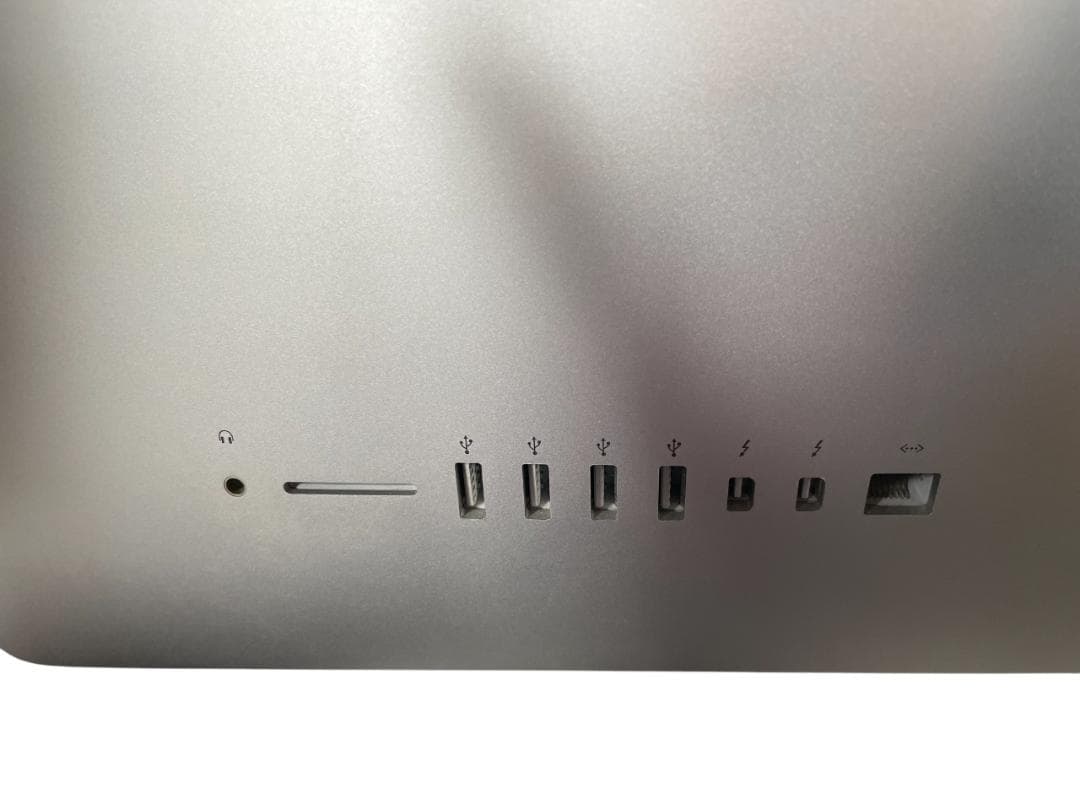 週末限定価格！Apple iMac 21.5-inch Late 2012