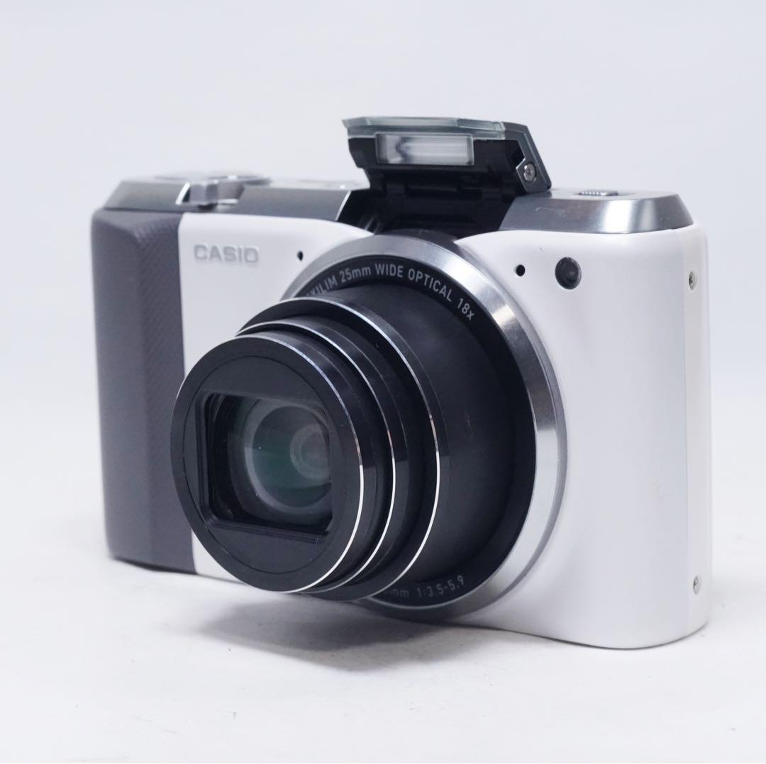 極美品 動作確認済 CASIO EXILIM EX-ZR700 ホワイト