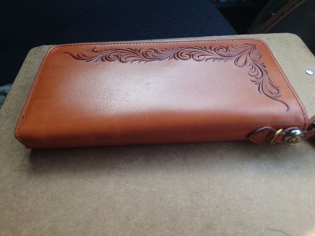 KC’S ラウンドファスナー長財布