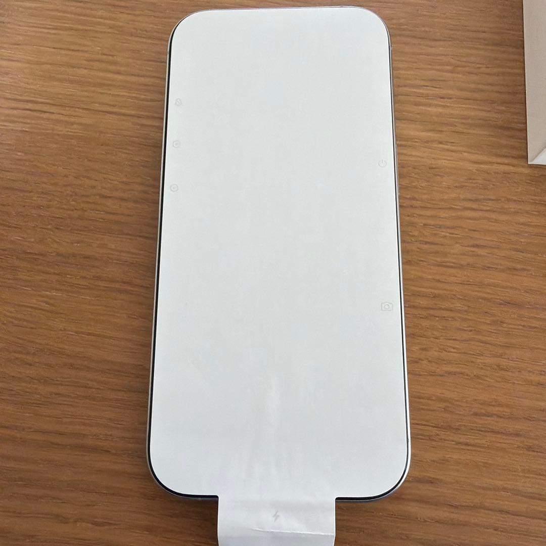 おまけ付き iPhone16Pro 1TB 国内simフリー ホワイトチタニウム