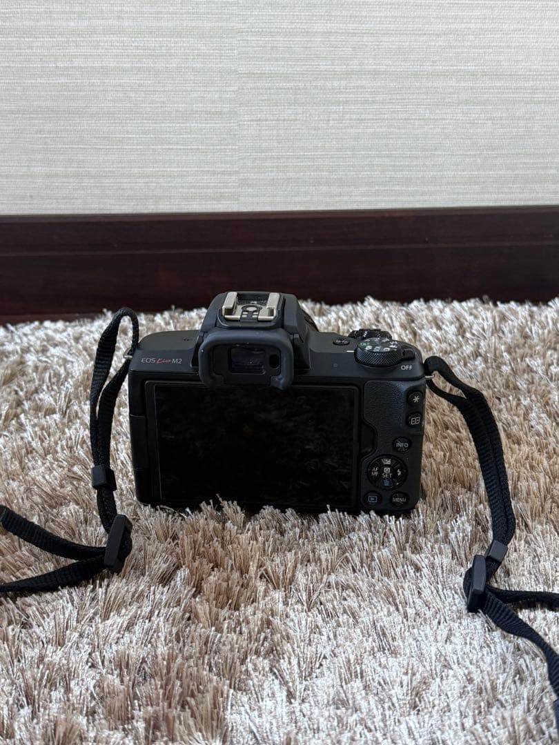 Canon EOS M2 ミラーレス一眼カメラ