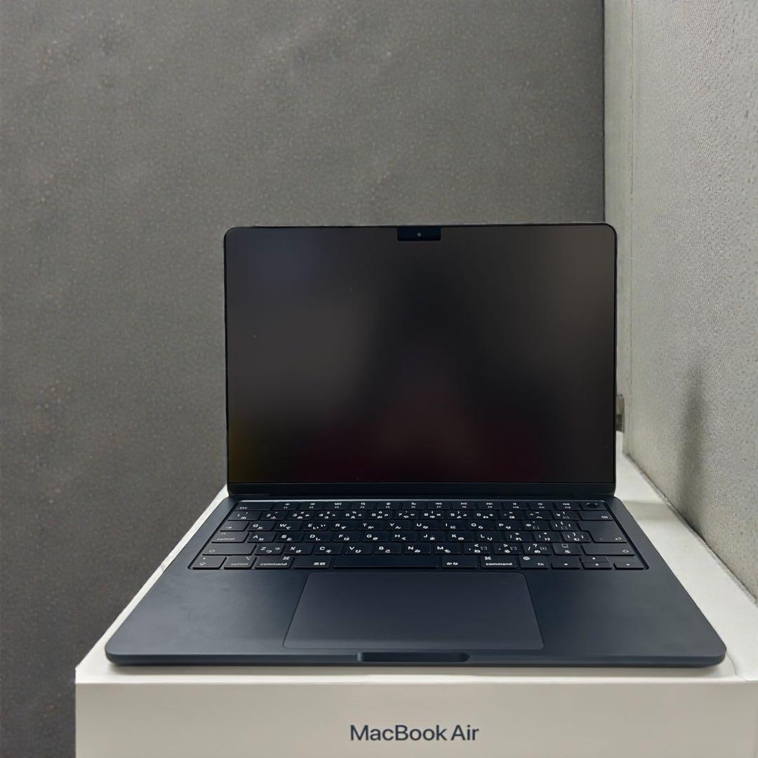 Apple MacBook Air MLY33J/A　美品・動作品・2022年製