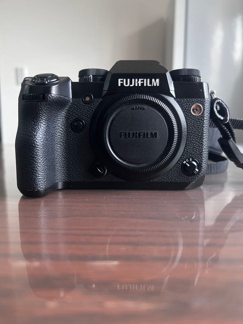 FUJIFILM X-H1 ボディ　PERGEAR 25mmレンズ付き
