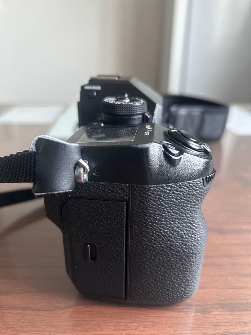 FUJIFILM X-H1 ボディ　PERGEAR 25mmレンズ付き