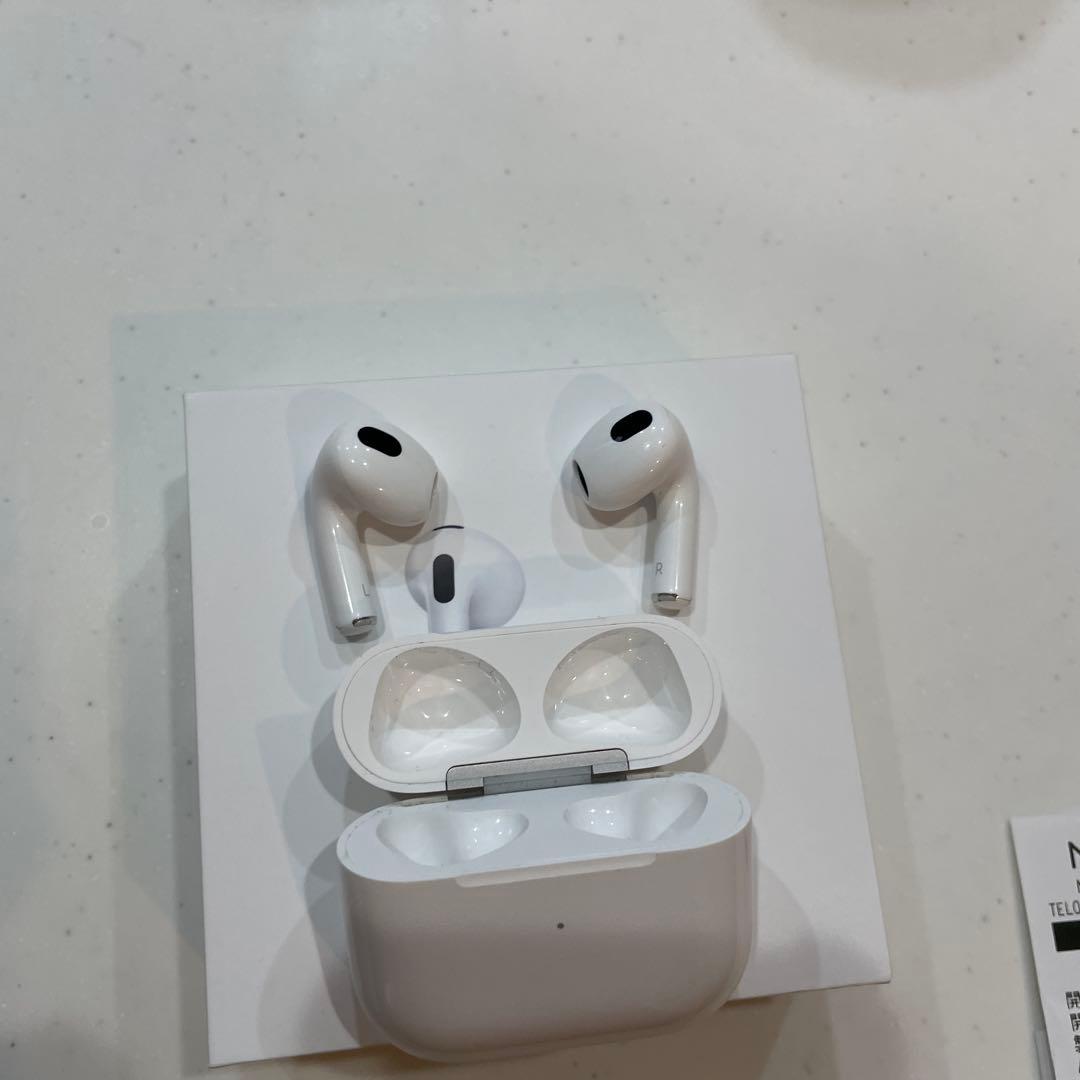 AirPods3 充電ケース付き・充電ケーブル付き・両耳・箱あり・動作確認済み