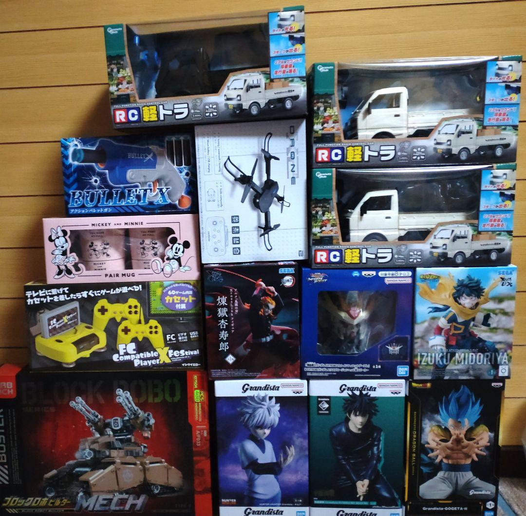 アミューズメント景品　色々14点　フィギュア　ラジコン　マグカップ